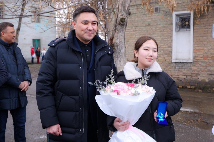 КӨКСАЙ: СЕМЬИ ИЗ ВЕТХИХ ДОМОВ ПЕРЕСЕЛИЛИСЬ В НОВОЕ ЖИЛЬЕ